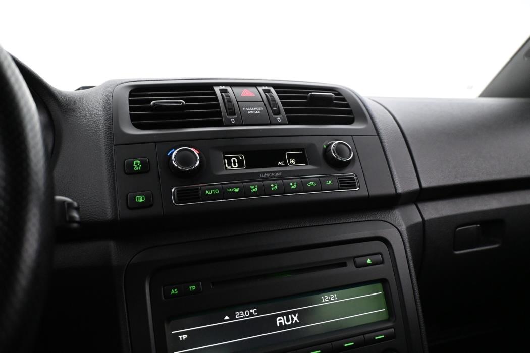 SKODA Fabia 2014