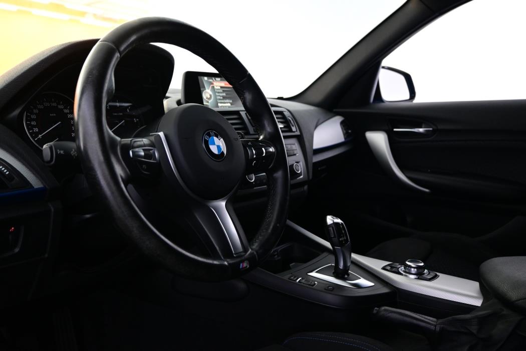 BMW 118 2015