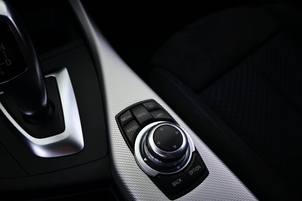 BMW 118 2015