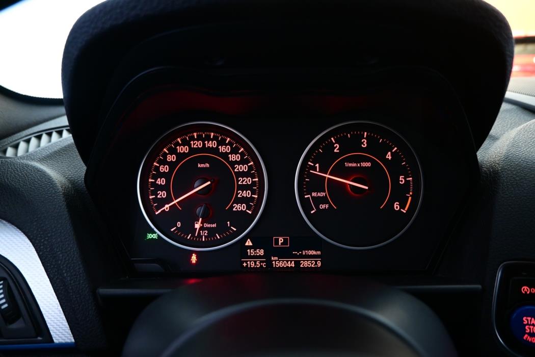 BMW 118 2015