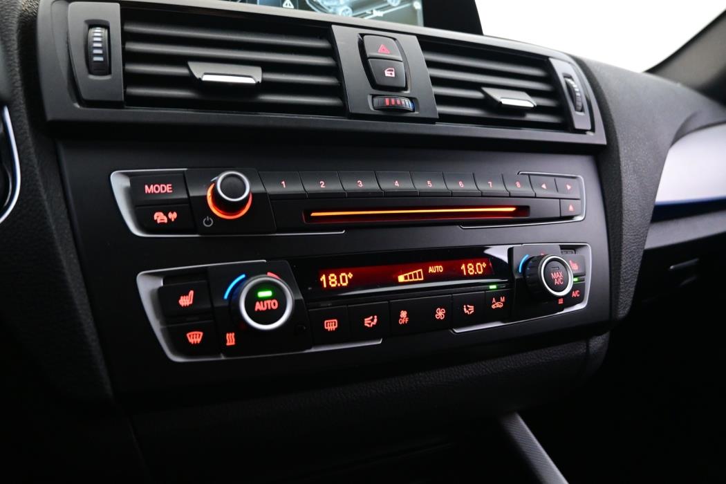 BMW 118 2015
