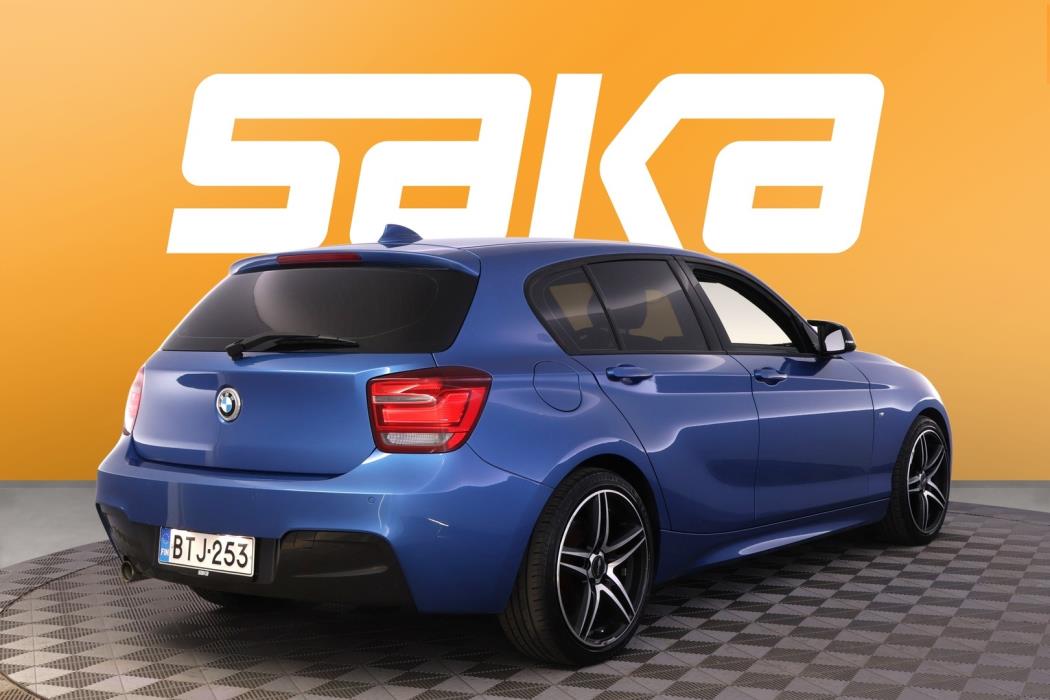 BMW 118 2015