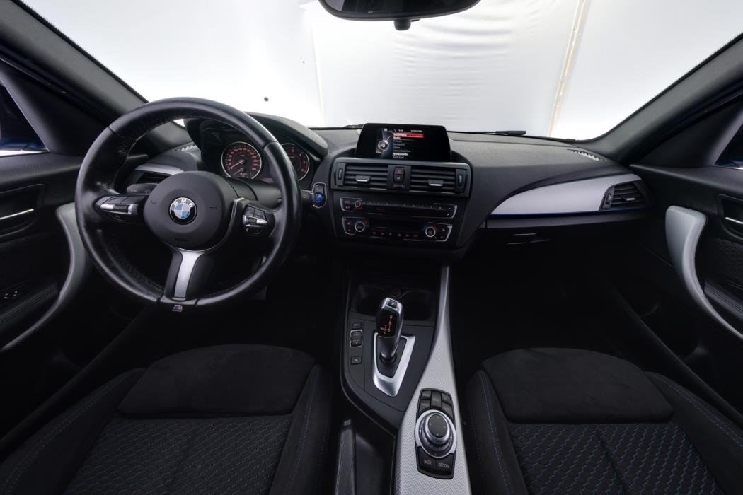 BMW 118 2015