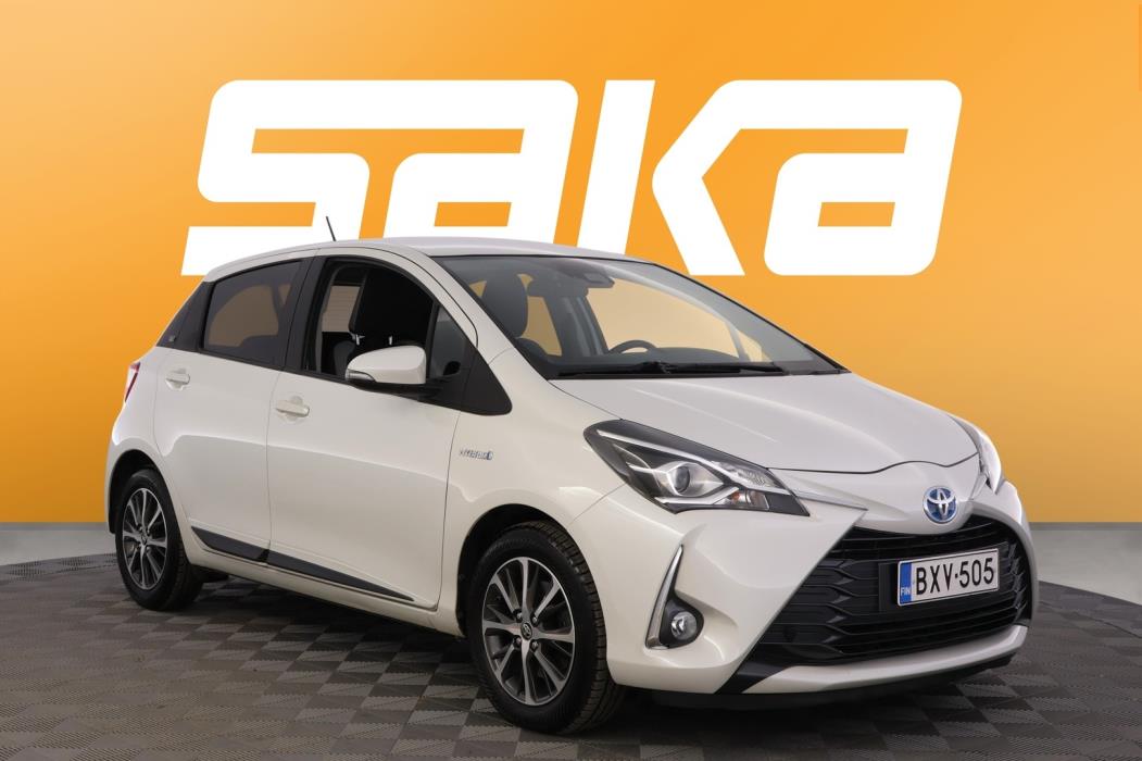 TOYOTA Yaris 2019