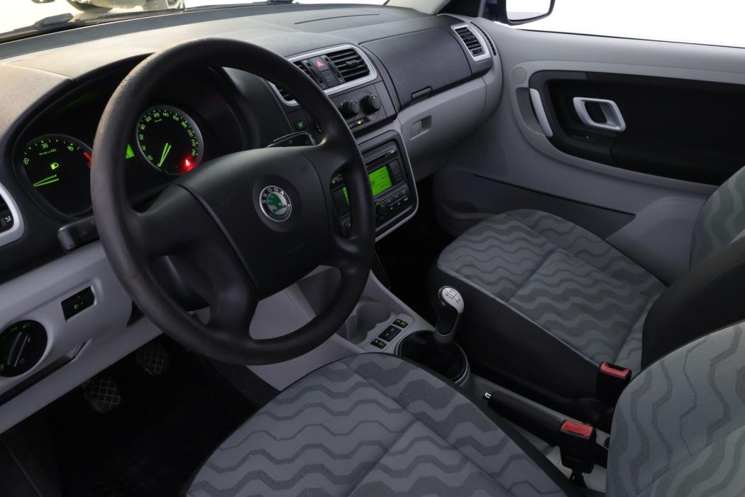 SKODA Fabia 2009