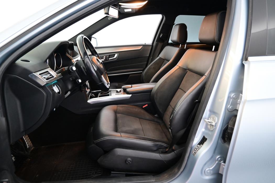 MERCEDES-BENZ E 2013