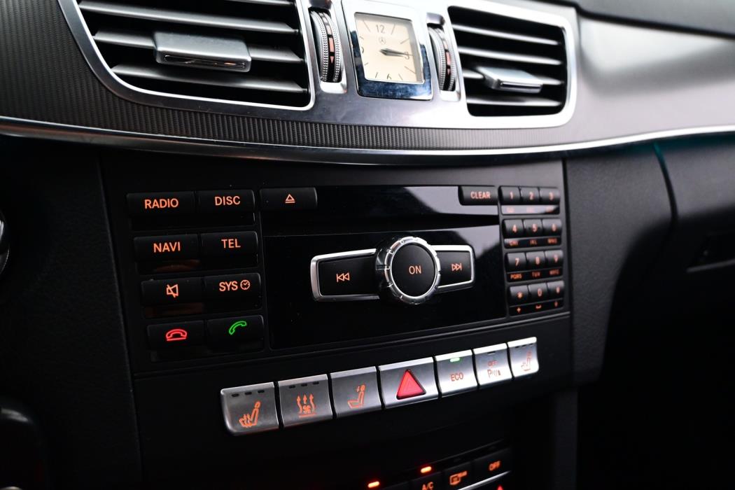 MERCEDES-BENZ E 2013