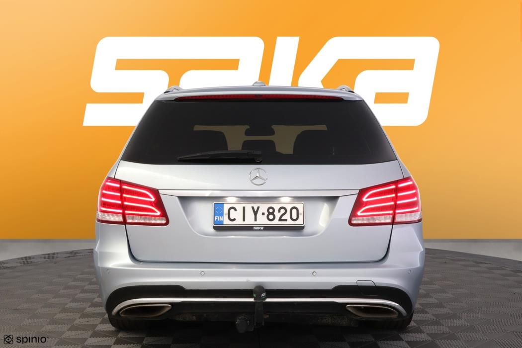 MERCEDES-BENZ E 2013