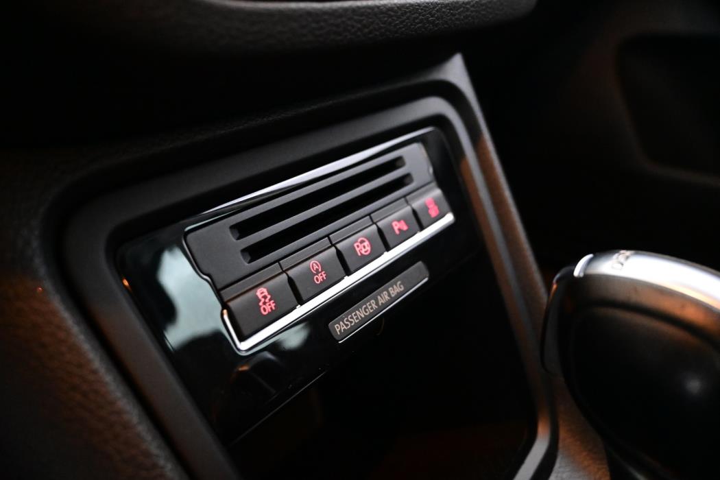 VOLKSWAGEN Sharan 2015