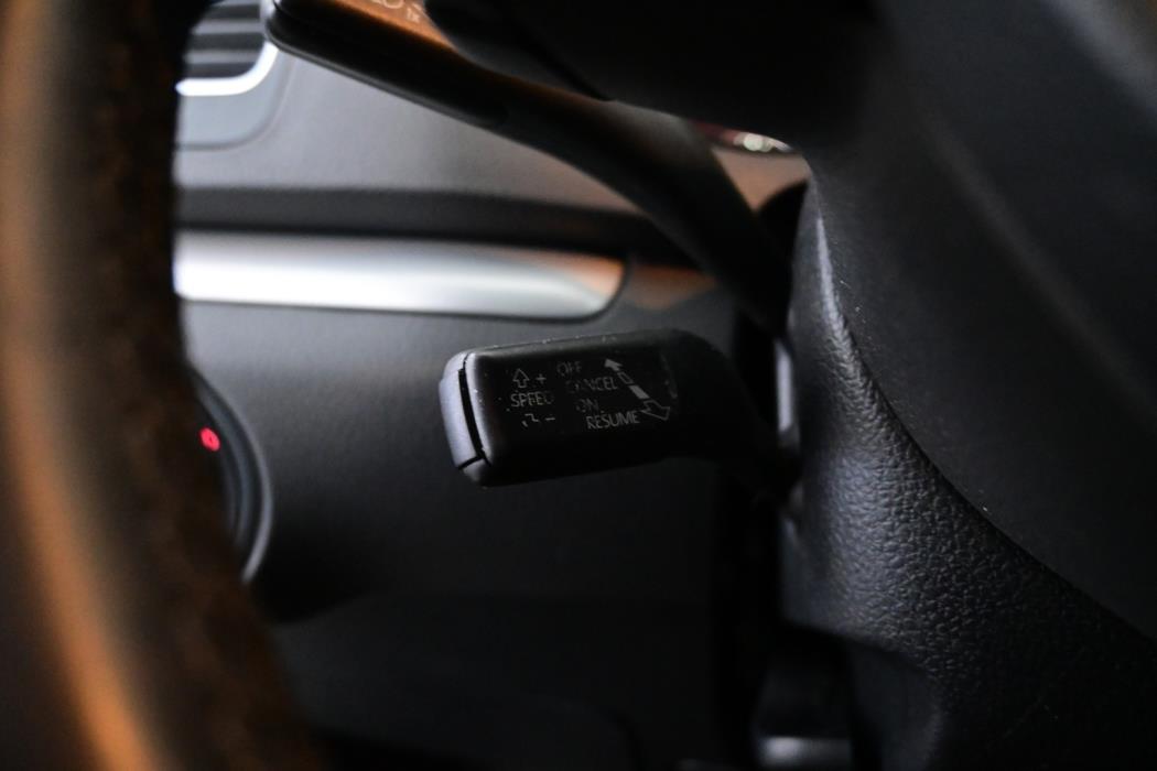 VOLKSWAGEN Sharan 2015