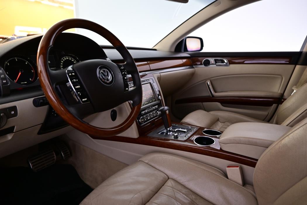 VOLKSWAGEN Phaeton 2009