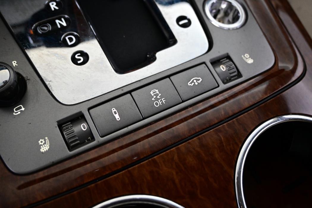VOLKSWAGEN Phaeton 2009