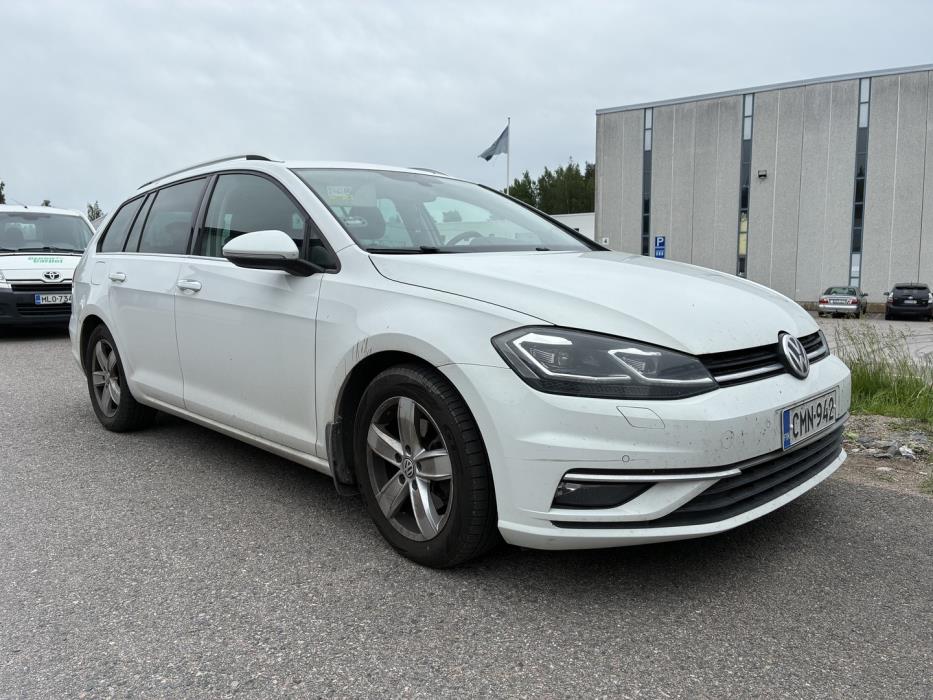 VOLKSWAGEN Golf 2019