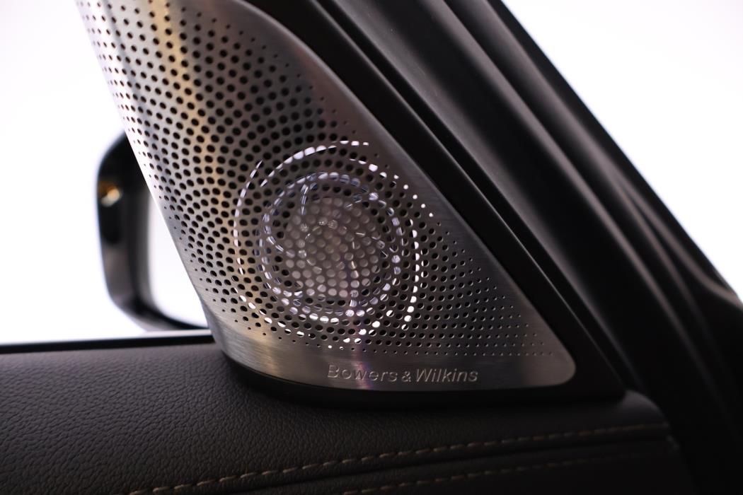 BMW 740 2018