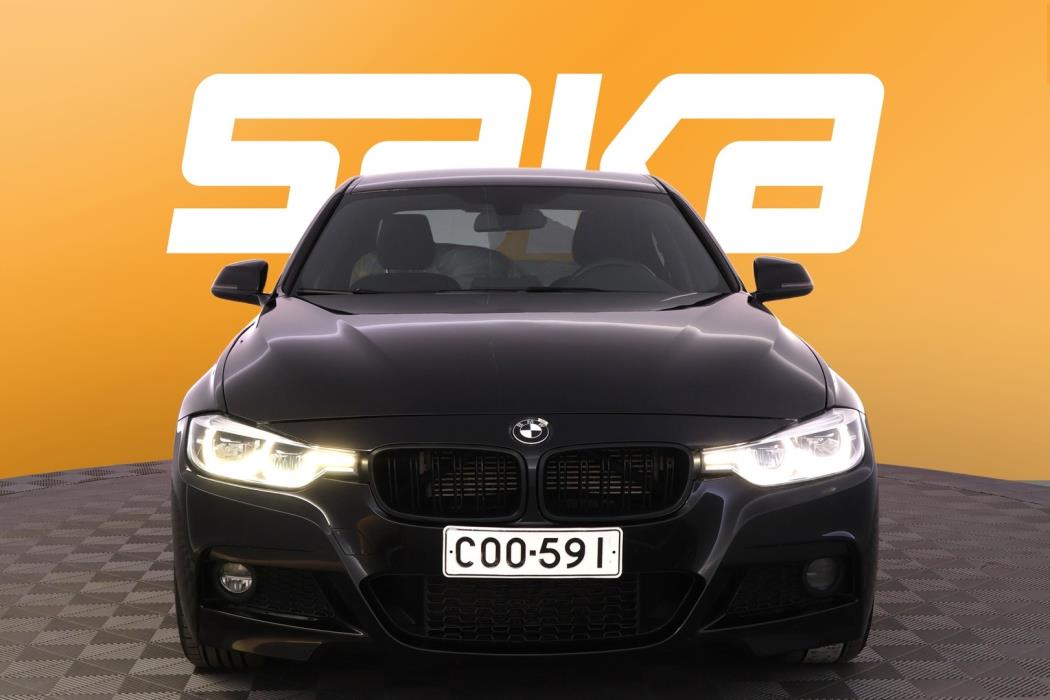 BMW 330 2016