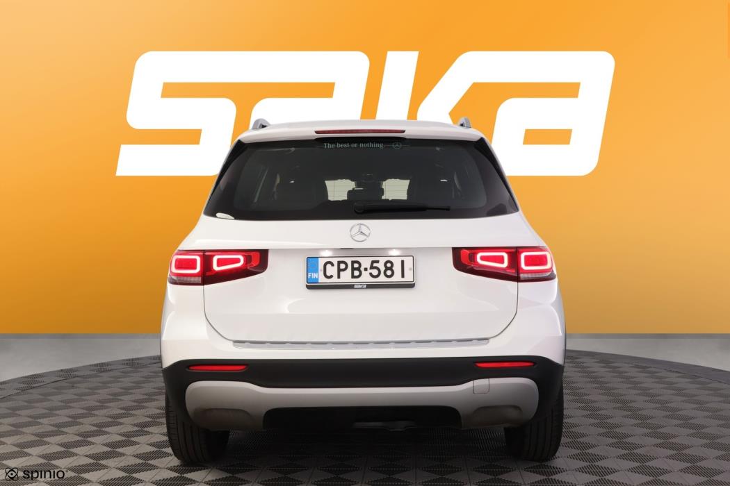 MERCEDES-BENZ GLB 2021