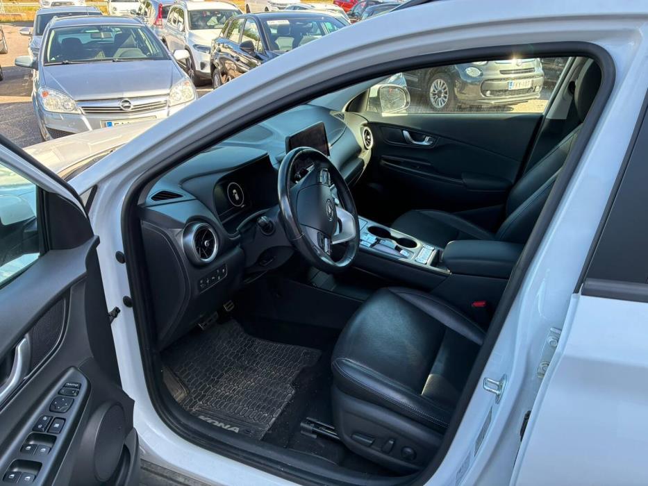 HYUNDAI KONA 2021