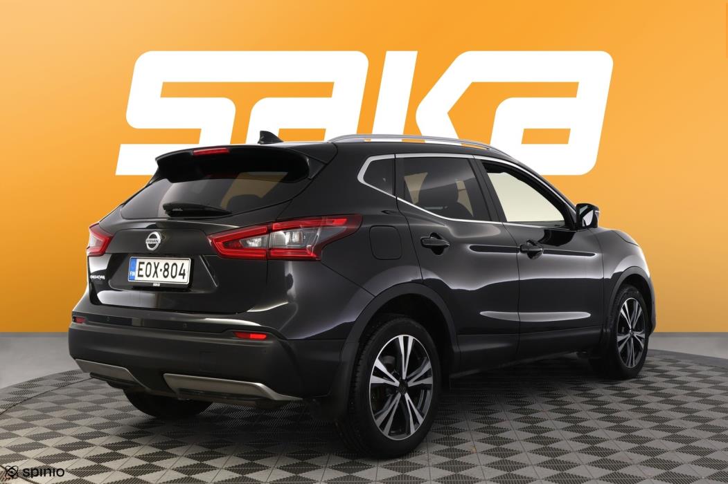 NISSAN Qashqai 2018