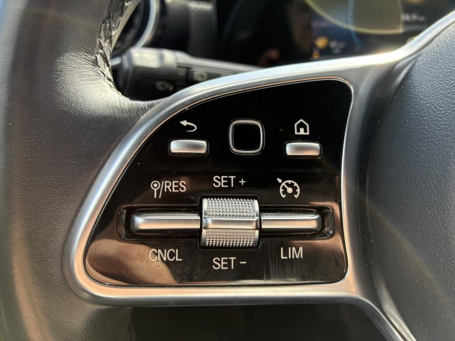 MERCEDES-BENZ CLA 2020