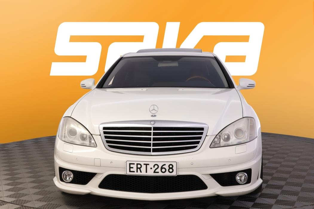 MERCEDES-BENZ S 2005