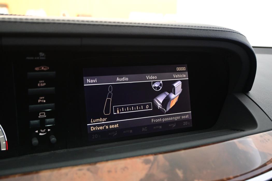 MERCEDES-BENZ S 2005