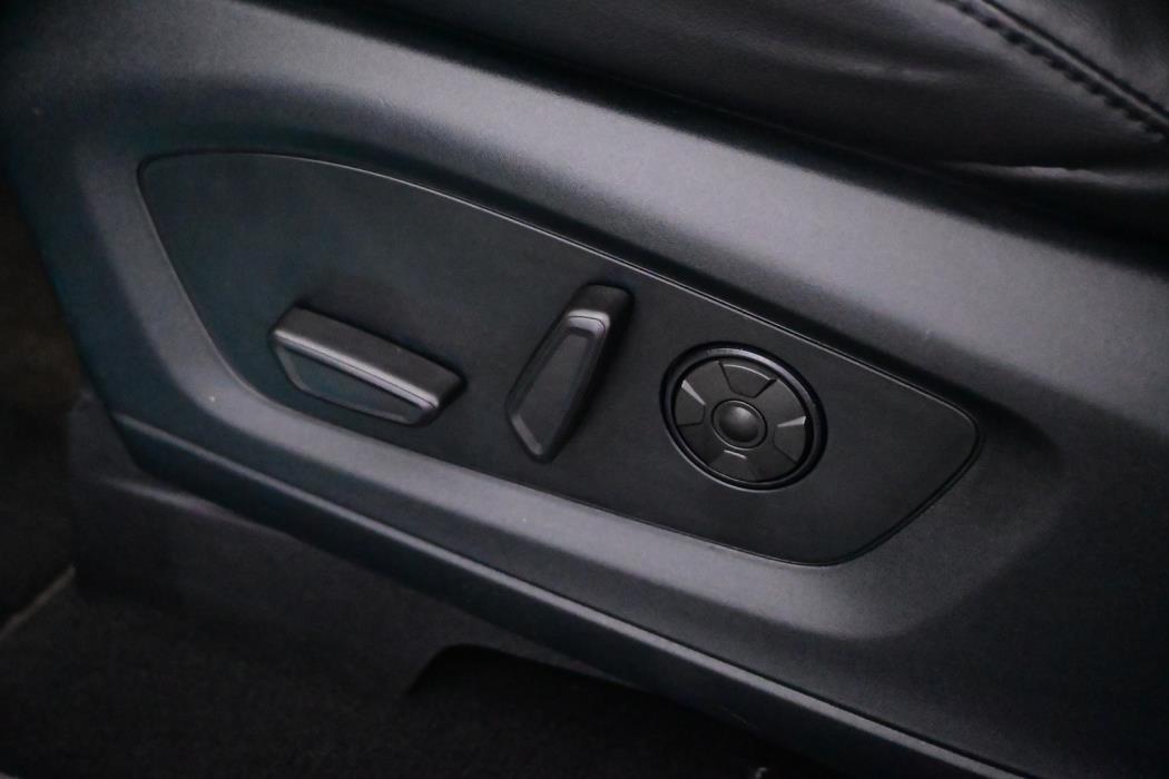 FORD Explorer 2021