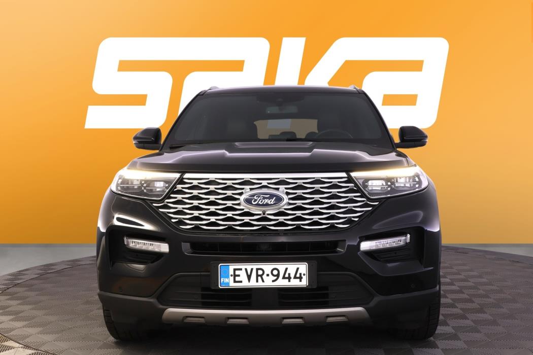 FORD Explorer 2021