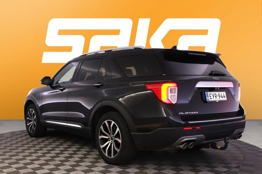 FORD Explorer 2021