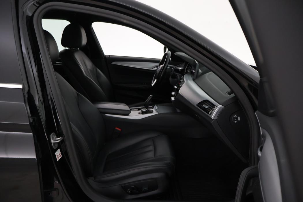 BMW 518 2020