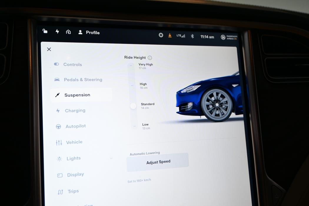 TESLA Model S 2018