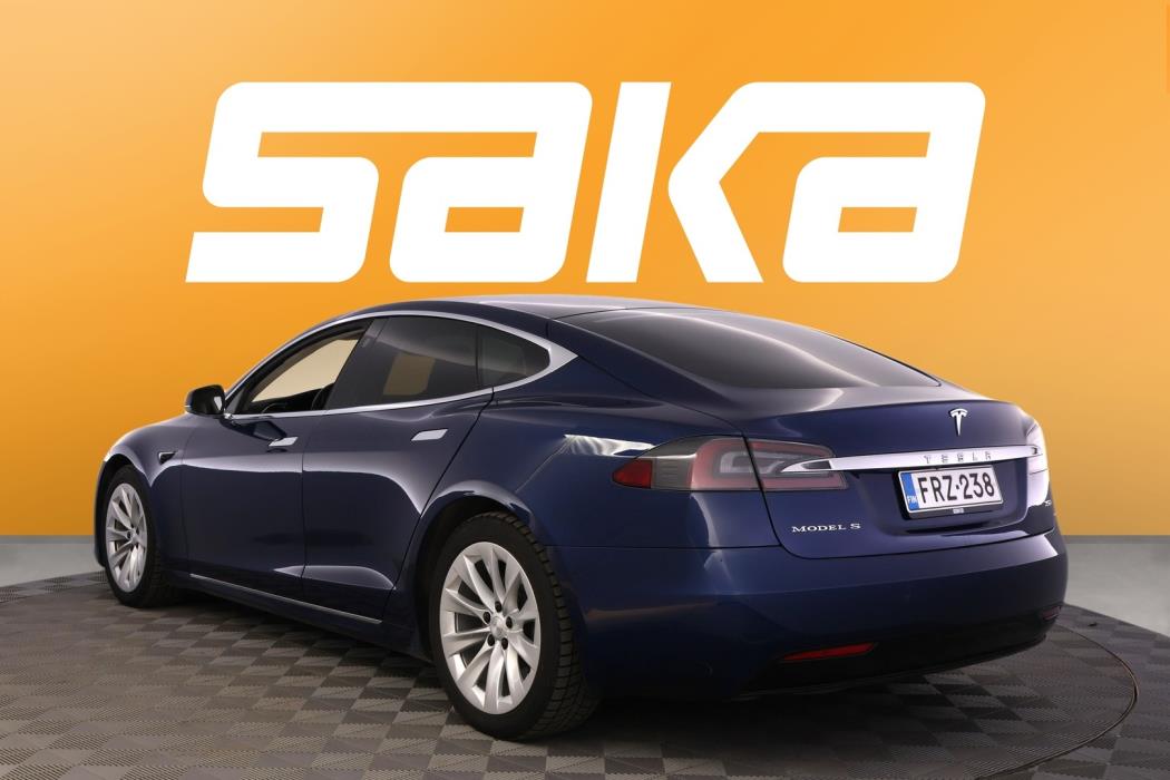 TESLA Model S 2018