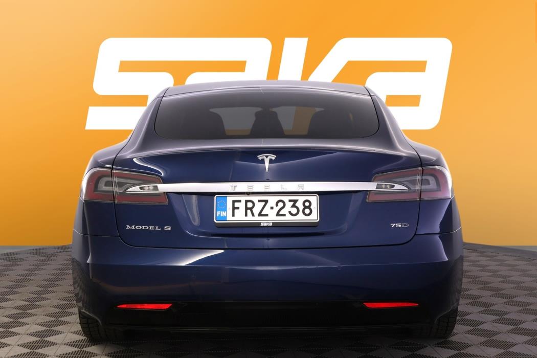 TESLA Model S 2018