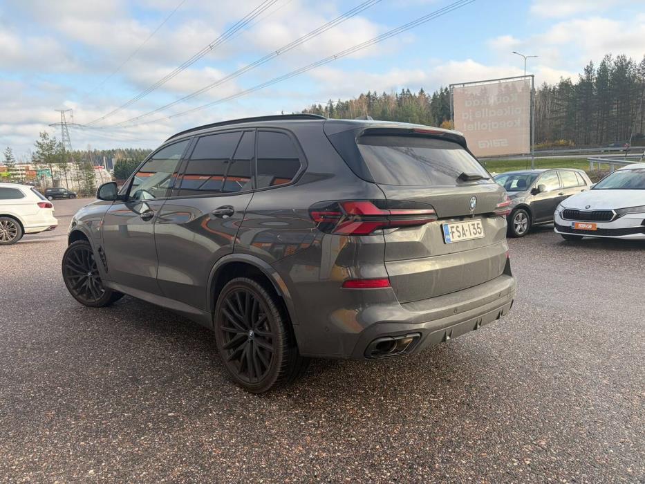 BMW X5 2023