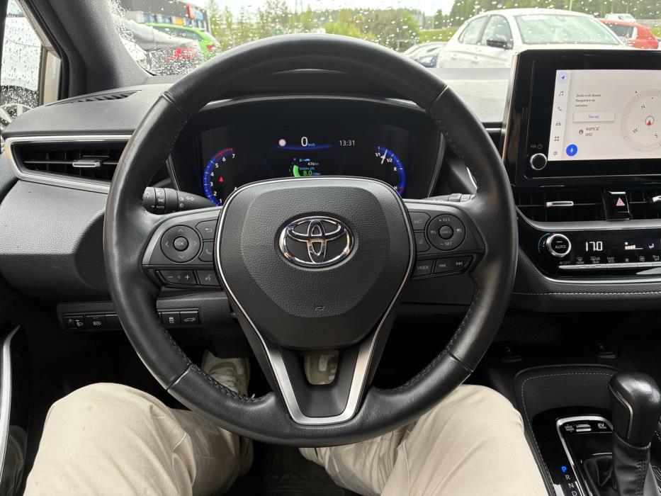TOYOTA Corolla 2023