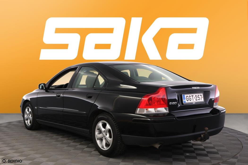 VOLVO S60 2005