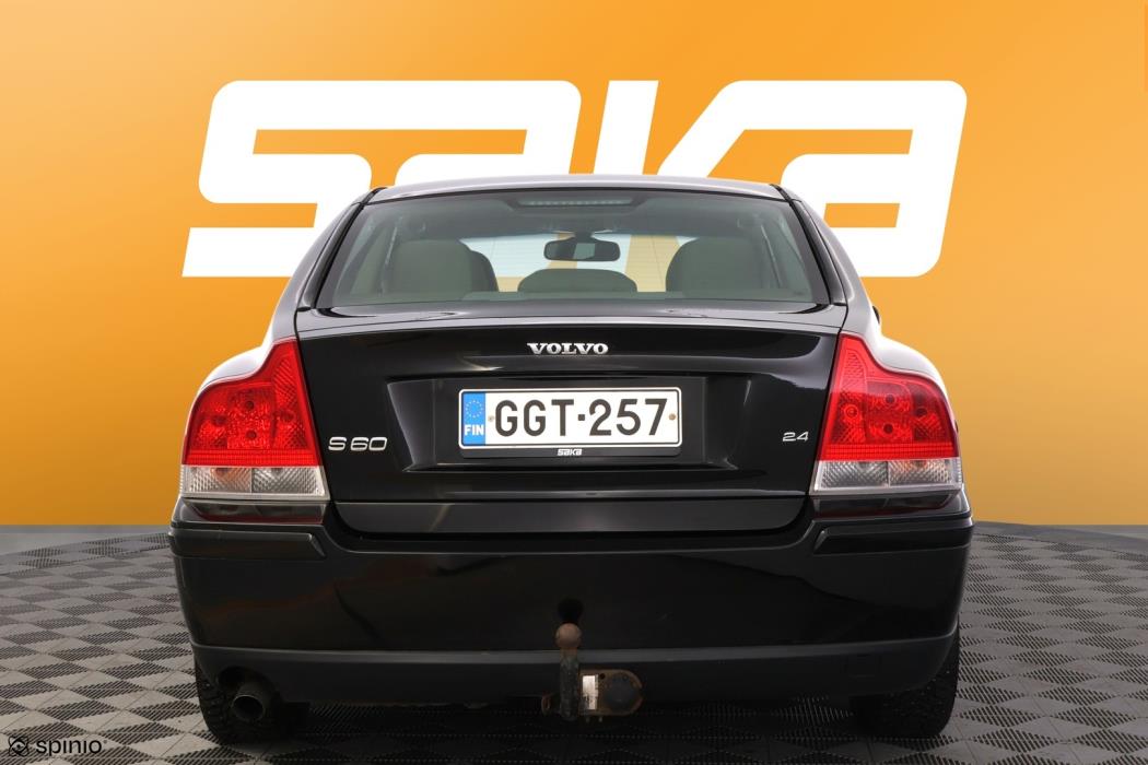 VOLVO S60 2005