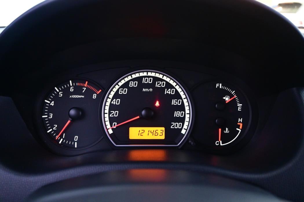 SUZUKI Swift 2008