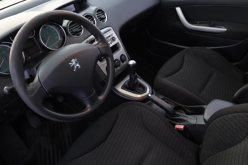 PEUGEOT 308 2010