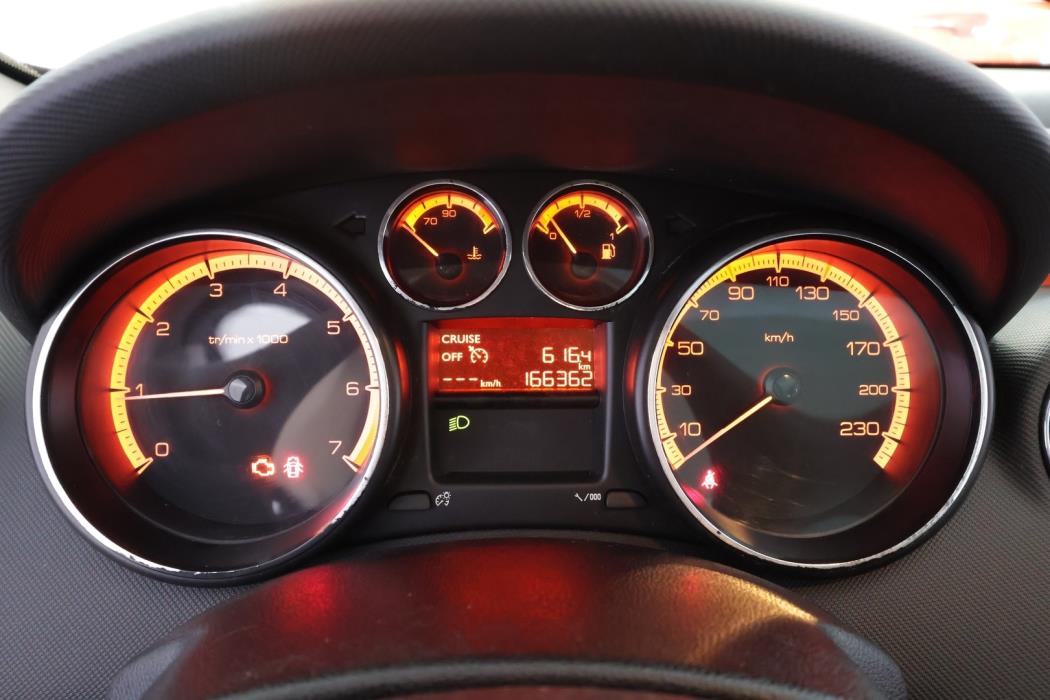 PEUGEOT 308 2010