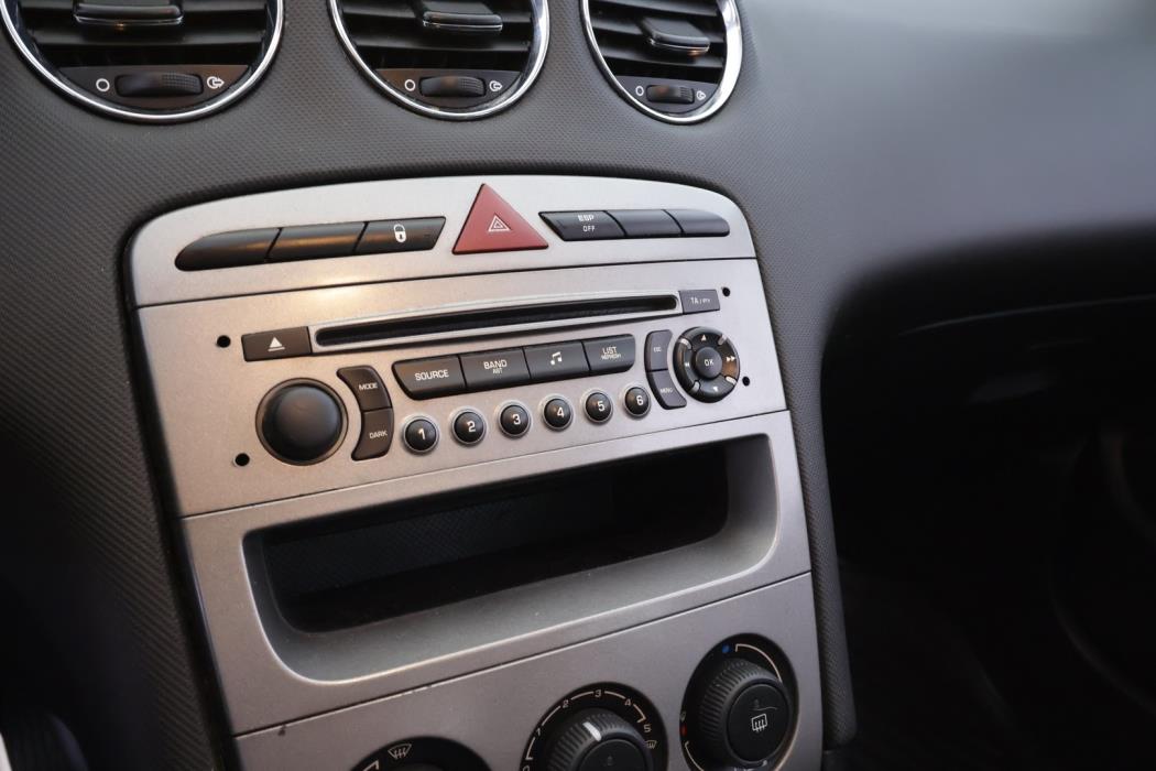PEUGEOT 308 2010