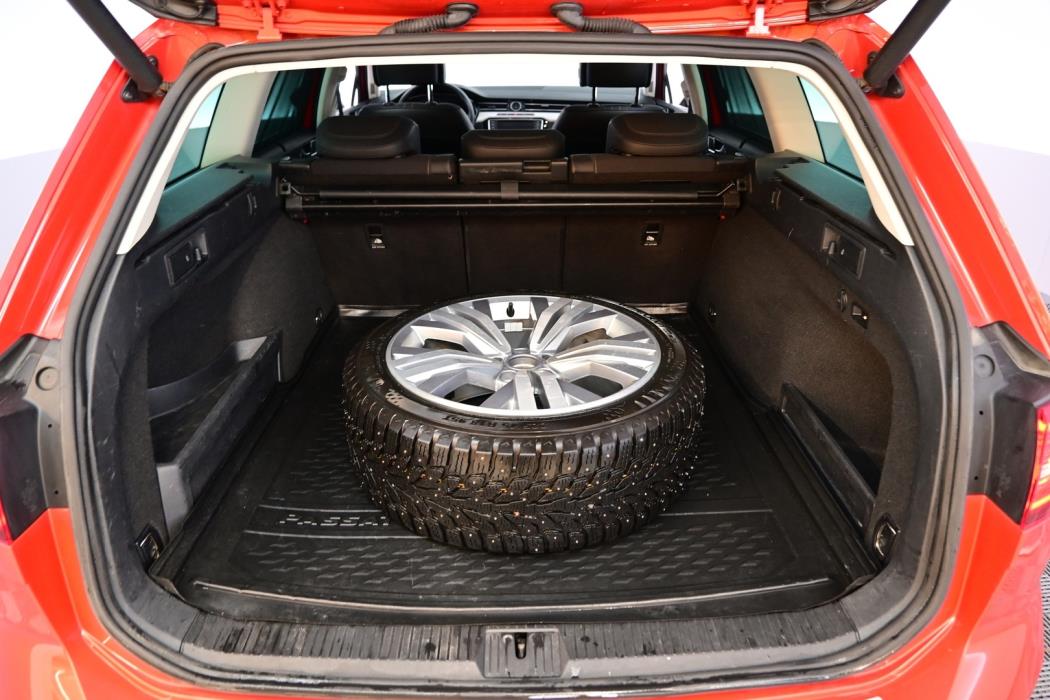 VOLKSWAGEN Passat 2016