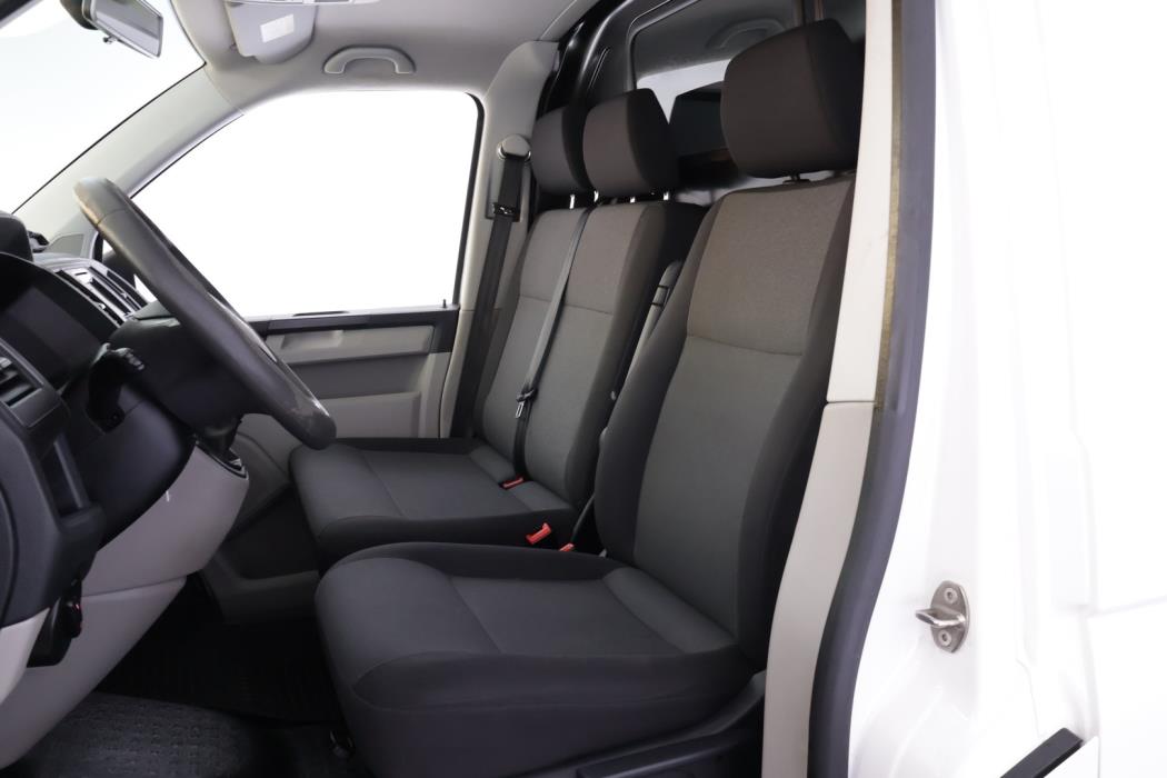 VOLKSWAGEN Transporter 2019