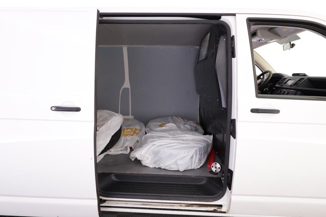VOLKSWAGEN Transporter 2019