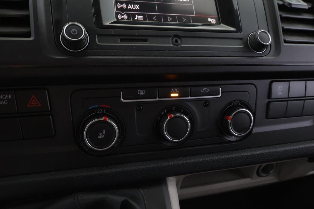 VOLKSWAGEN Transporter 2019