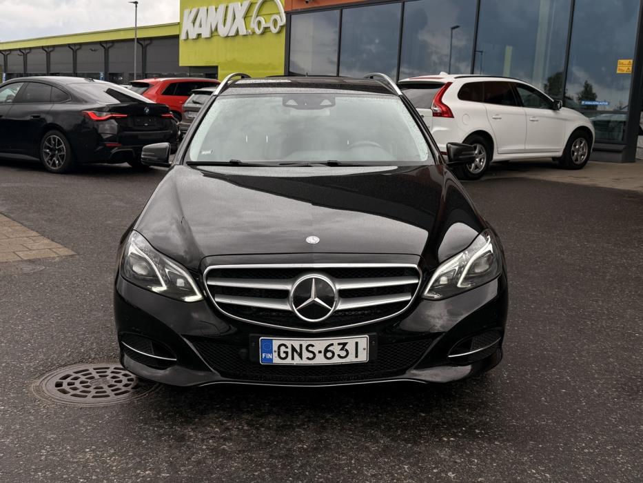 MERCEDES-BENZ E 2015