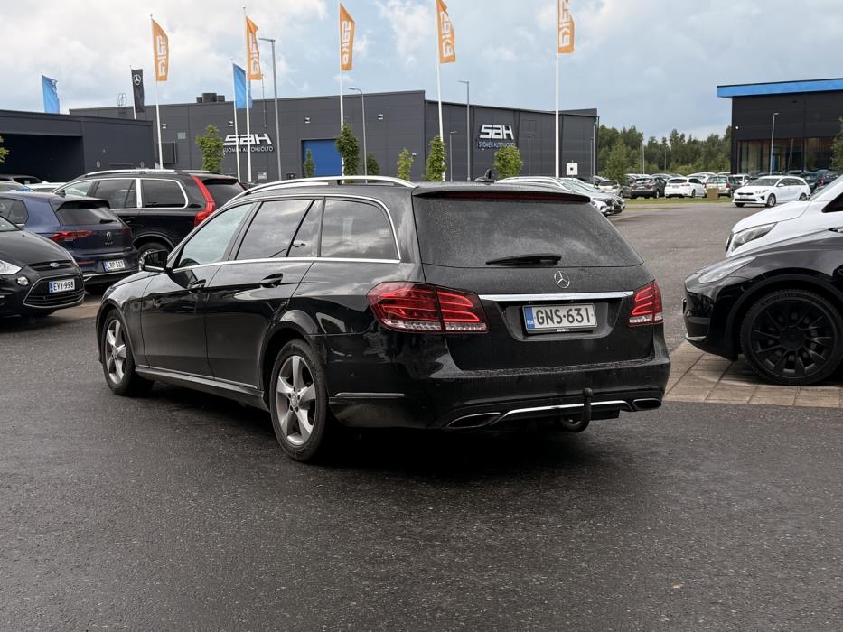 MERCEDES-BENZ E 2015