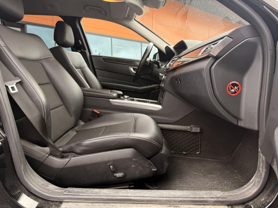 MERCEDES-BENZ E 2015