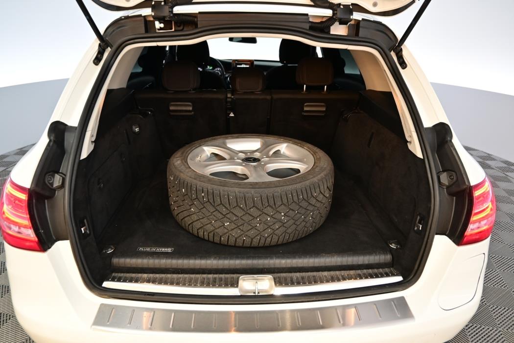 MERCEDES-BENZ C 2018