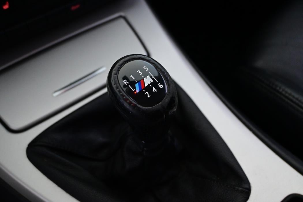 BMW 320 2011