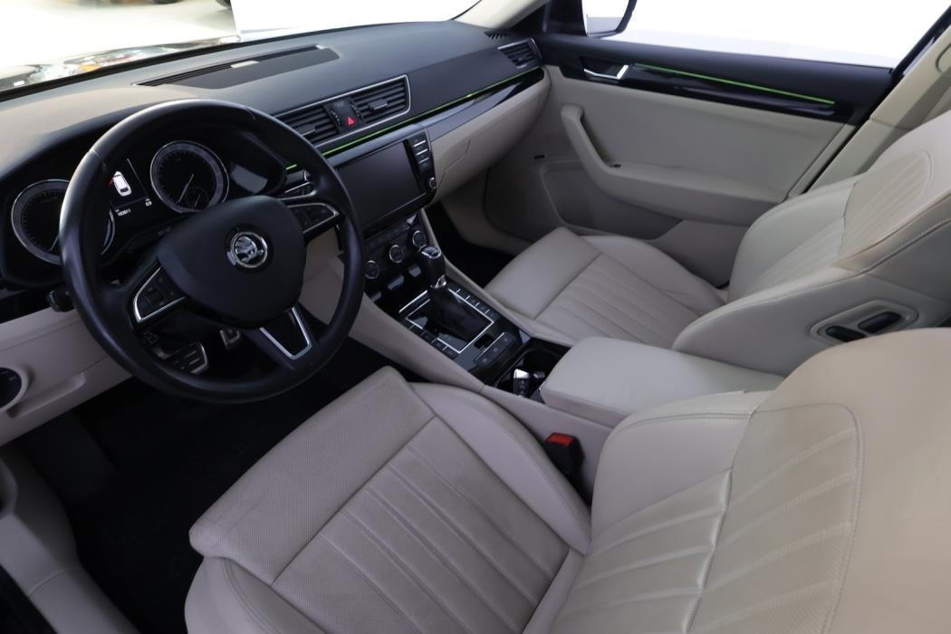 SKODA Superb 2017